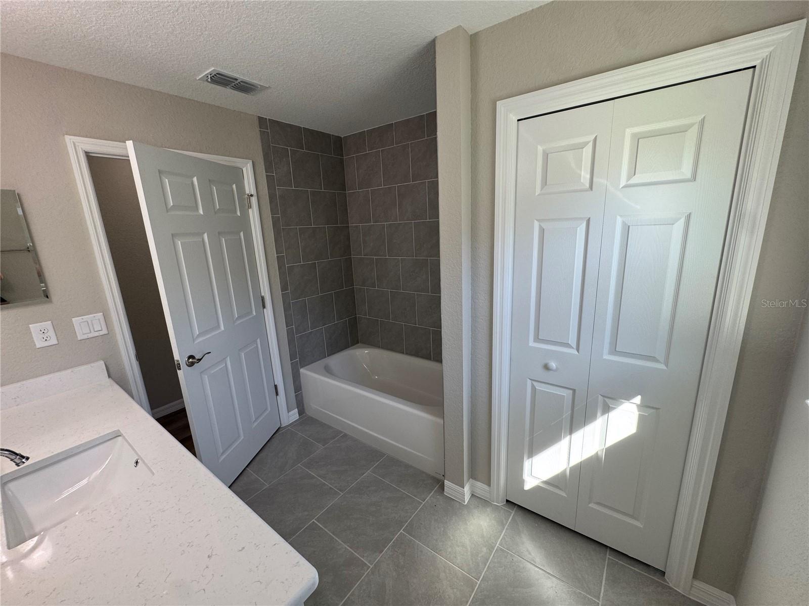 CITRUS SPGS UNIT 05 - Residential