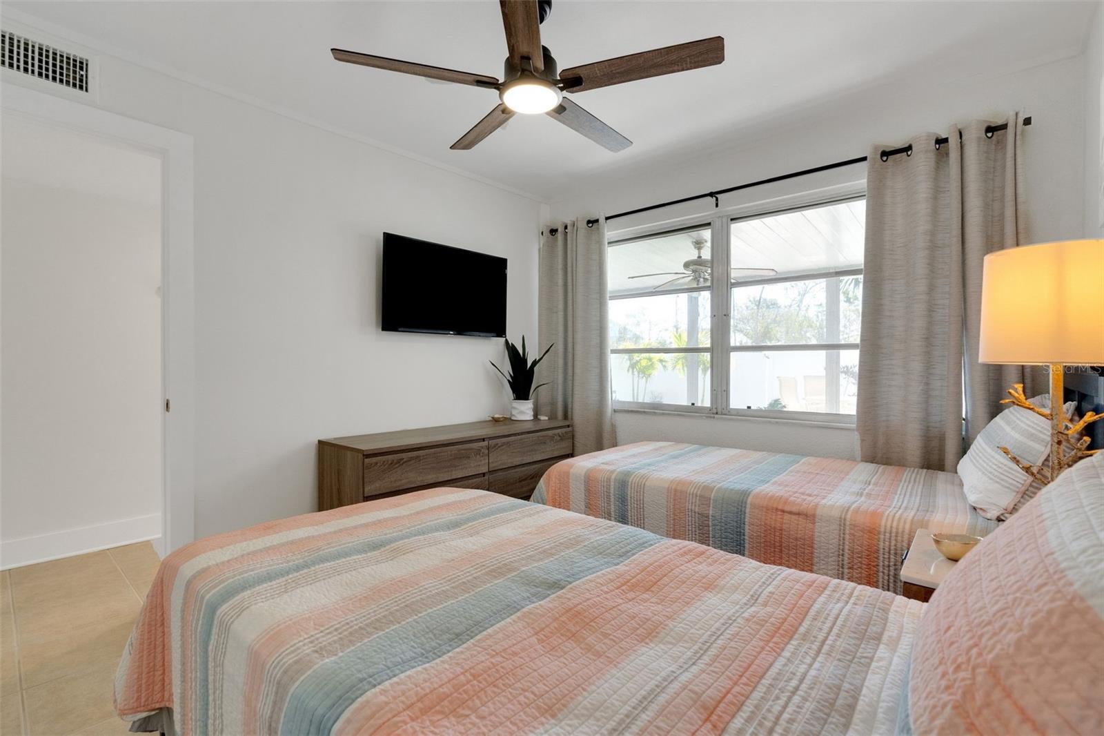 SEASIDE GARDENS REP - Residential