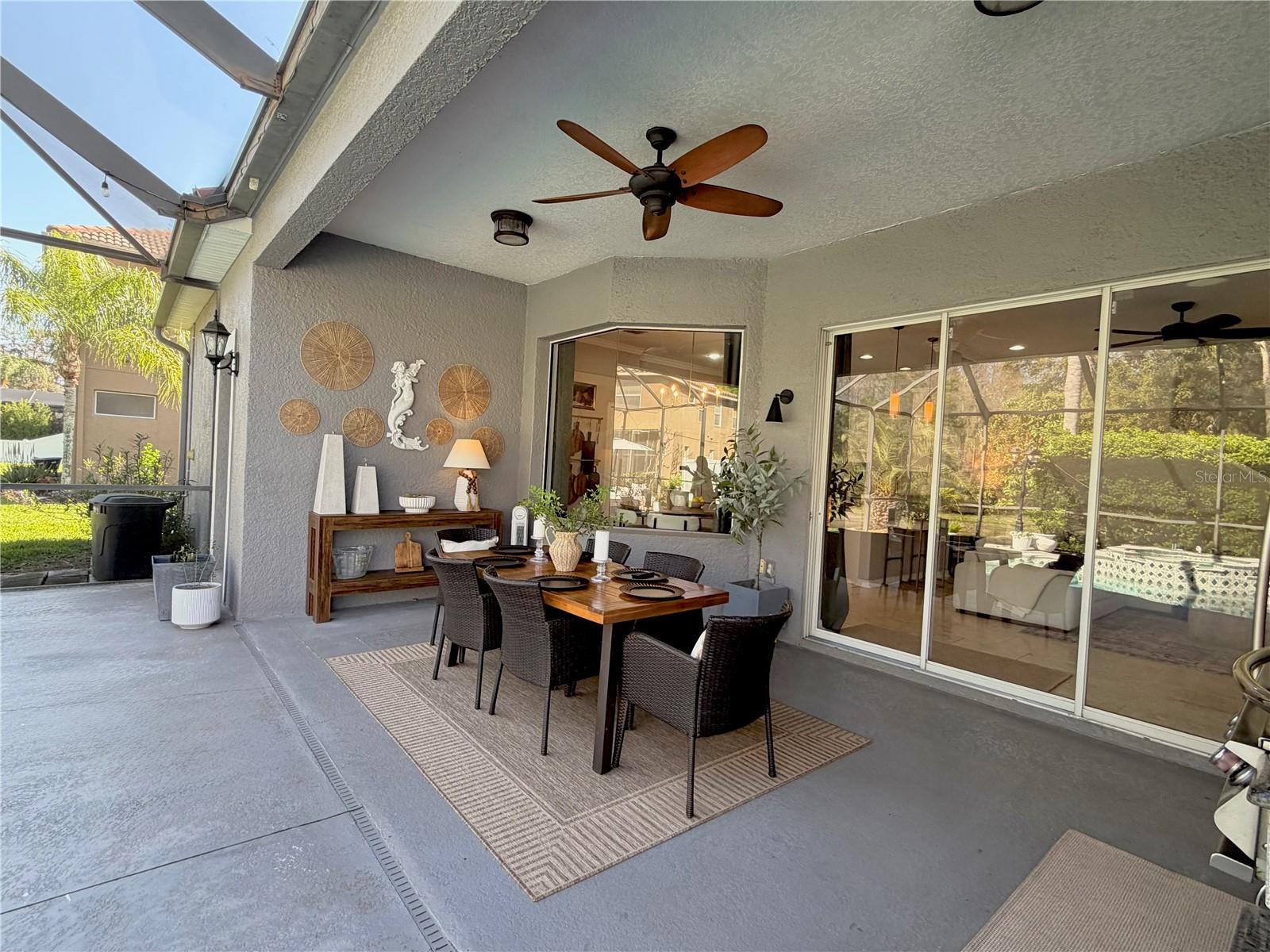 WATERS EDGE 02 - Residential