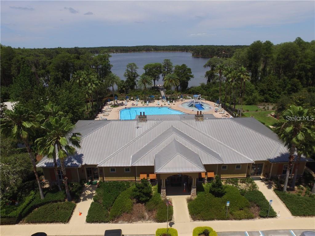 WATERS EDGE 02 - Residential