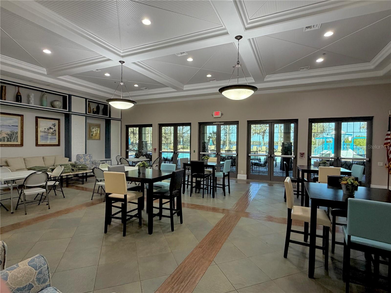 WATERS EDGE 02 - Residential