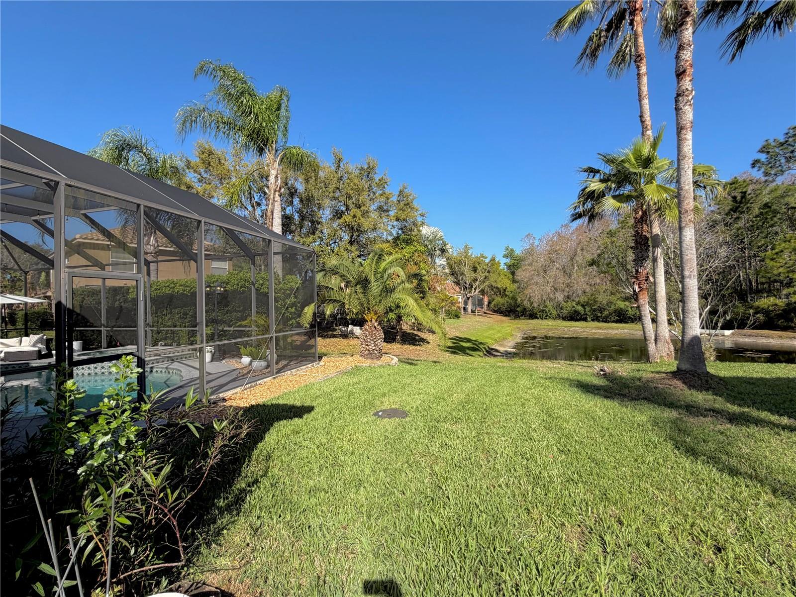 WATERS EDGE 02 - Residential