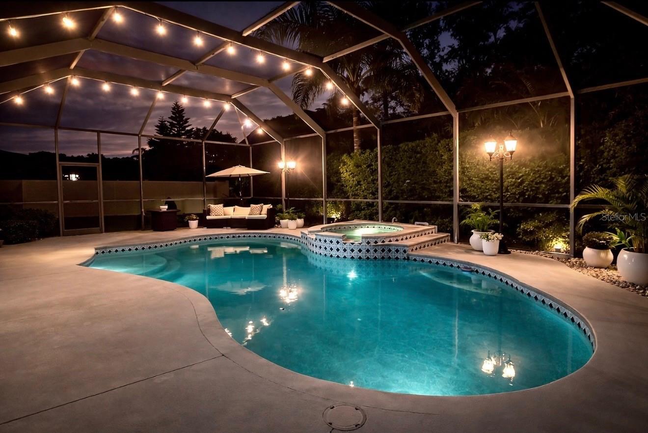 WATERS EDGE 02 - Residential