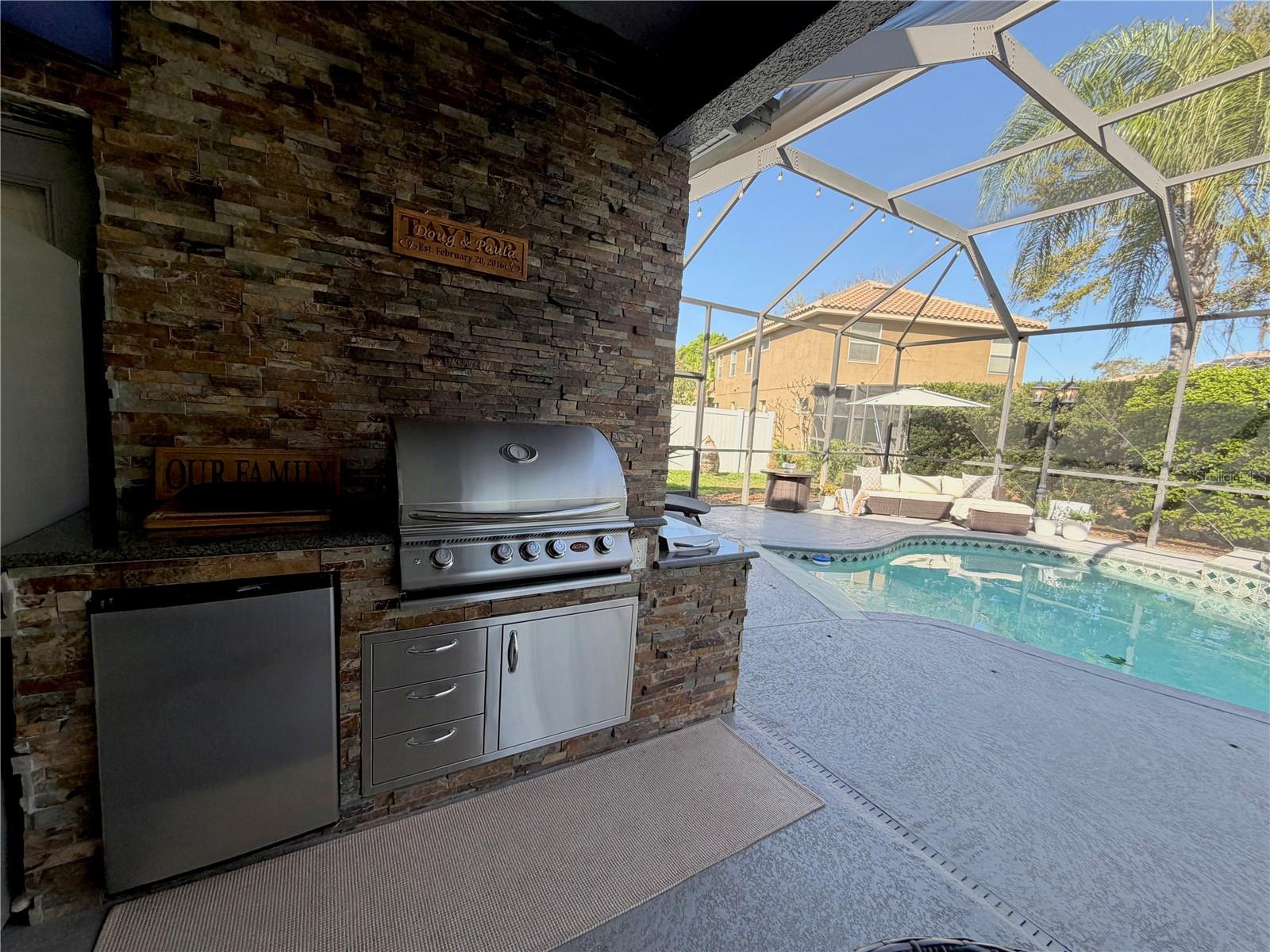 WATERS EDGE 02 - Residential