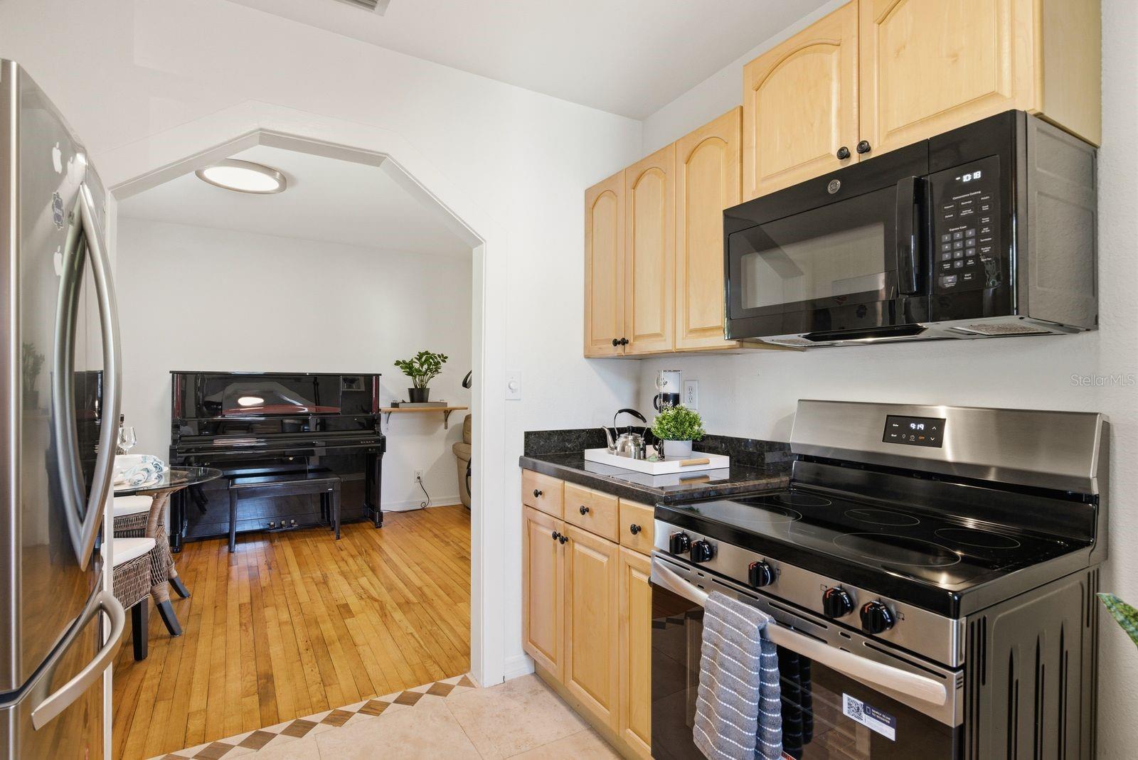 LONGLEY & ASHLEYS SUB - Residential