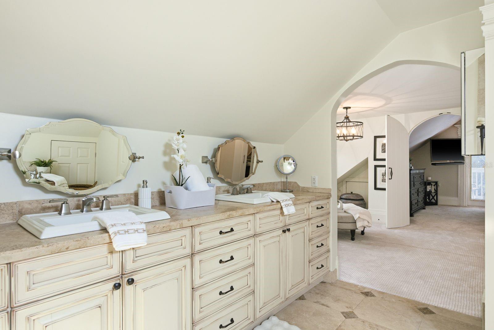 LONGLEY & ASHLEYS SUB - Residential