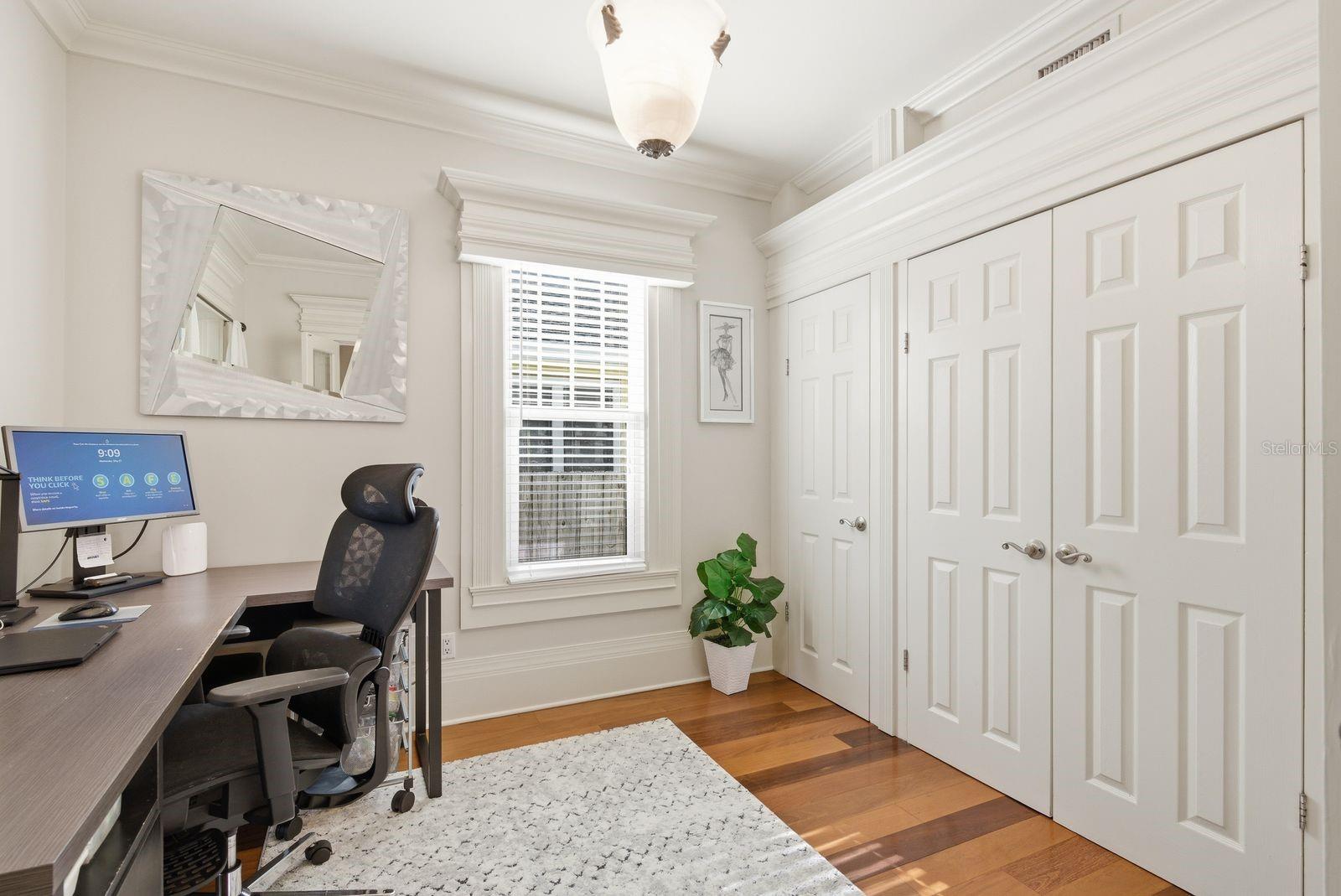LONGLEY & ASHLEYS SUB - Residential