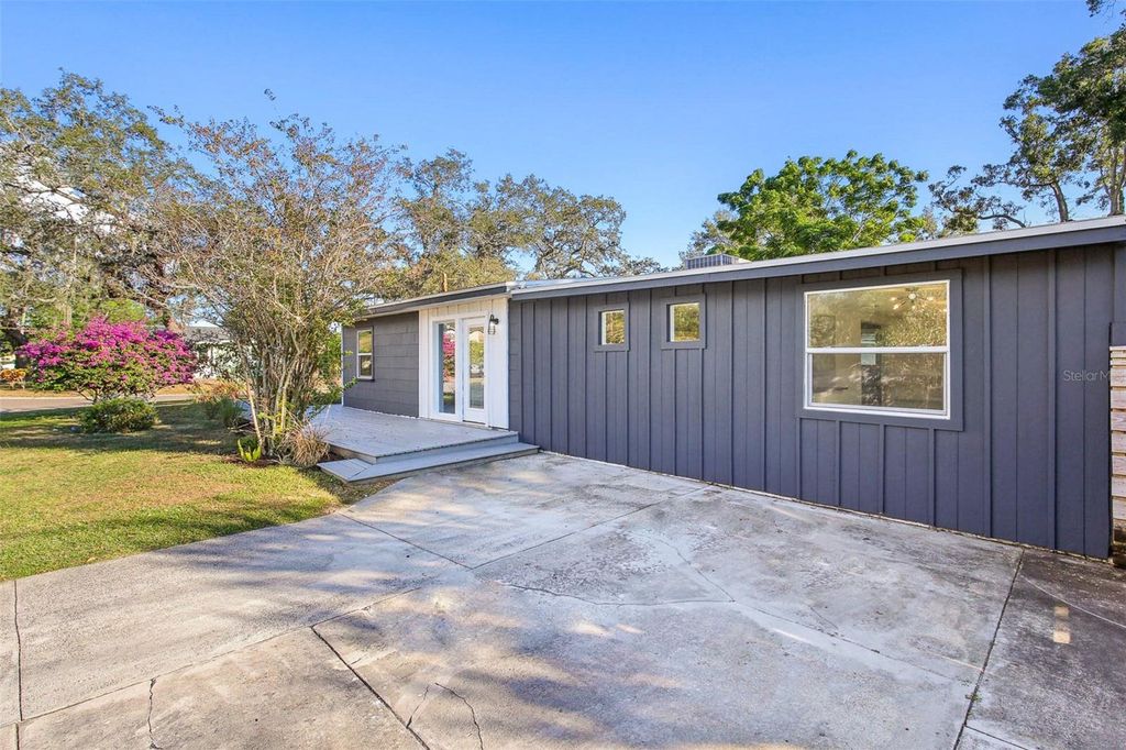 Photo of 3846 Tifton Street N, St Petersburg, FL 33714 (MLS # TB8441019)