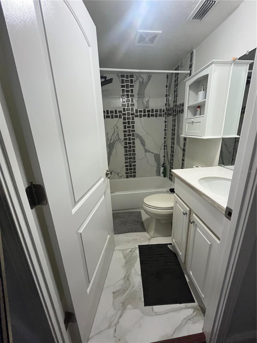 CARRIAGE COVE - Residential