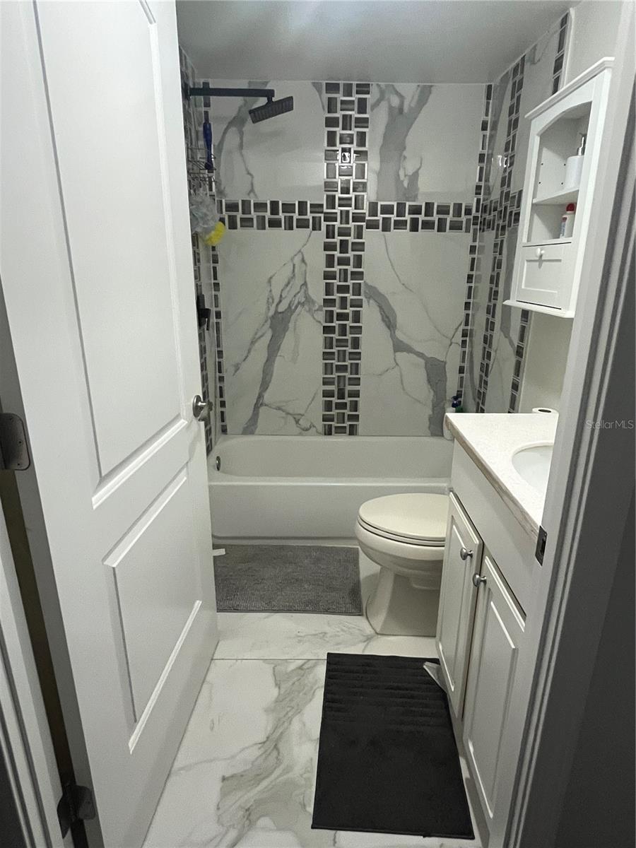 CARRIAGE COVE - Residential