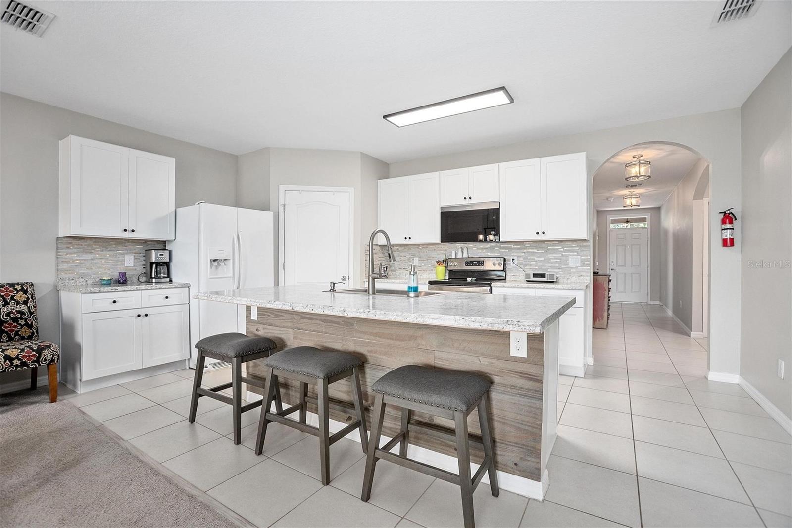 811 GRAND PARK COURT
