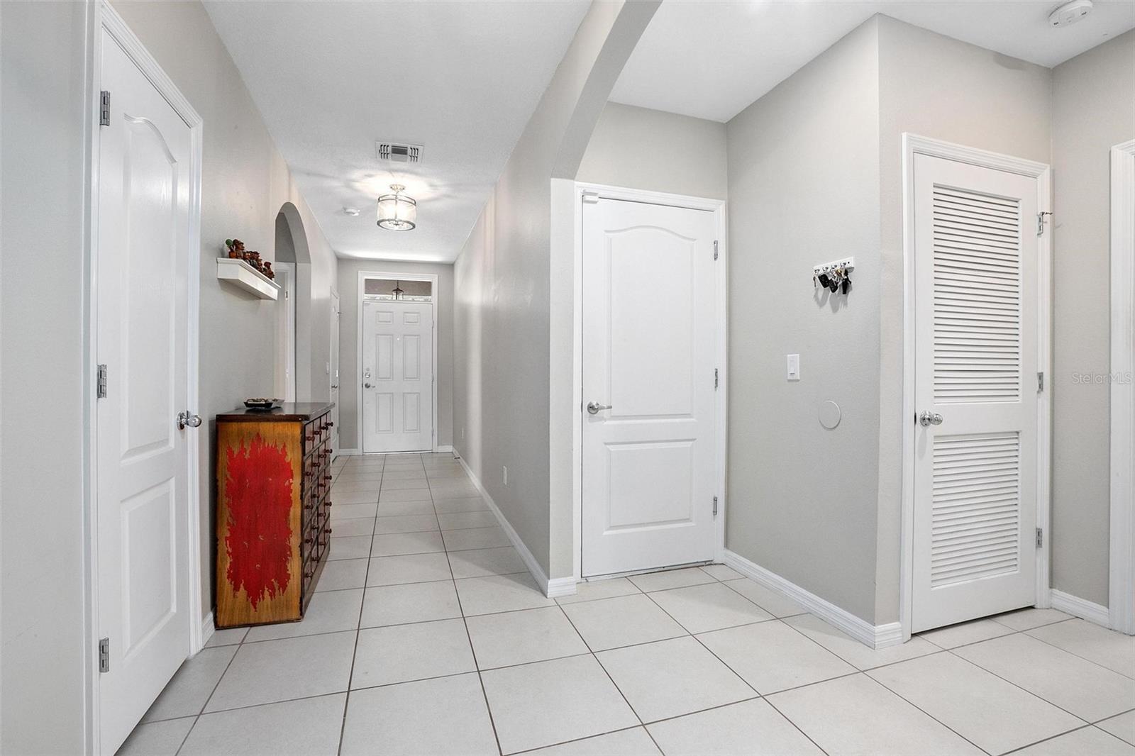 811 GRAND PARK COURT