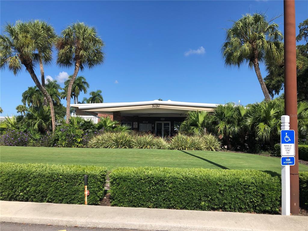 GOLF LAKES RESIDENTS CO-OP - Residential Lease