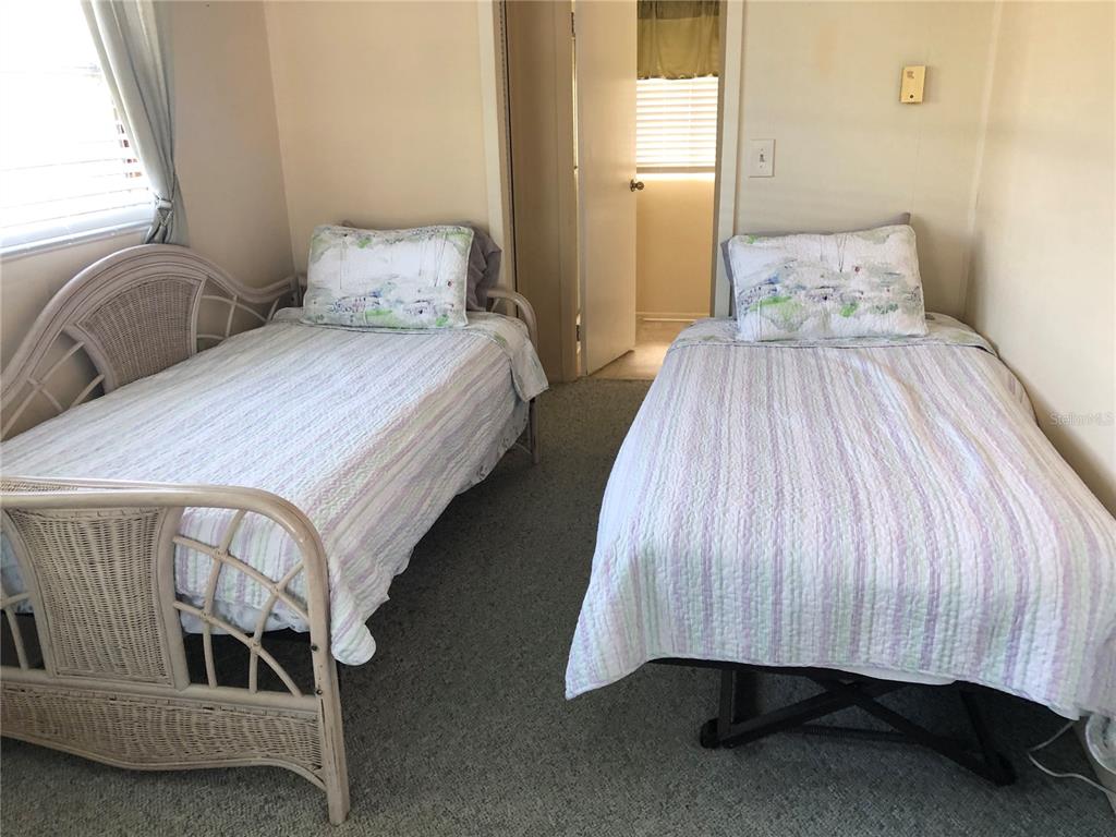 GOLF LAKES RESIDENTS CO-OP - Residential Lease