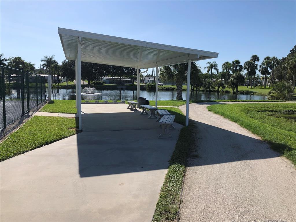 GOLF LAKES RESIDENTS CO-OP - Residential Lease