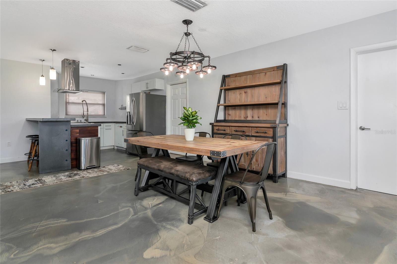 PENNSYLVANIA PARK - Residential