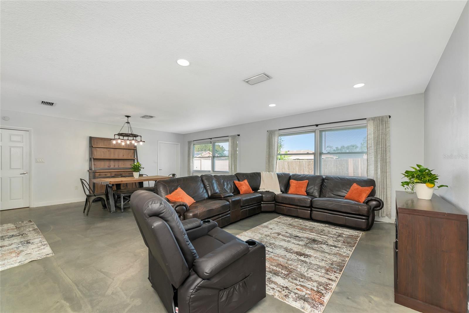 PENNSYLVANIA PARK - Residential