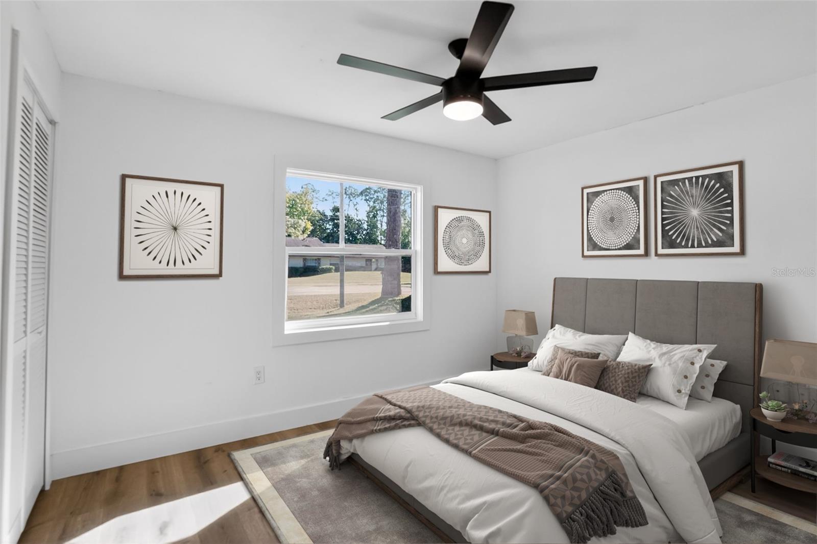 PALM LAKES ESTATES - Residential