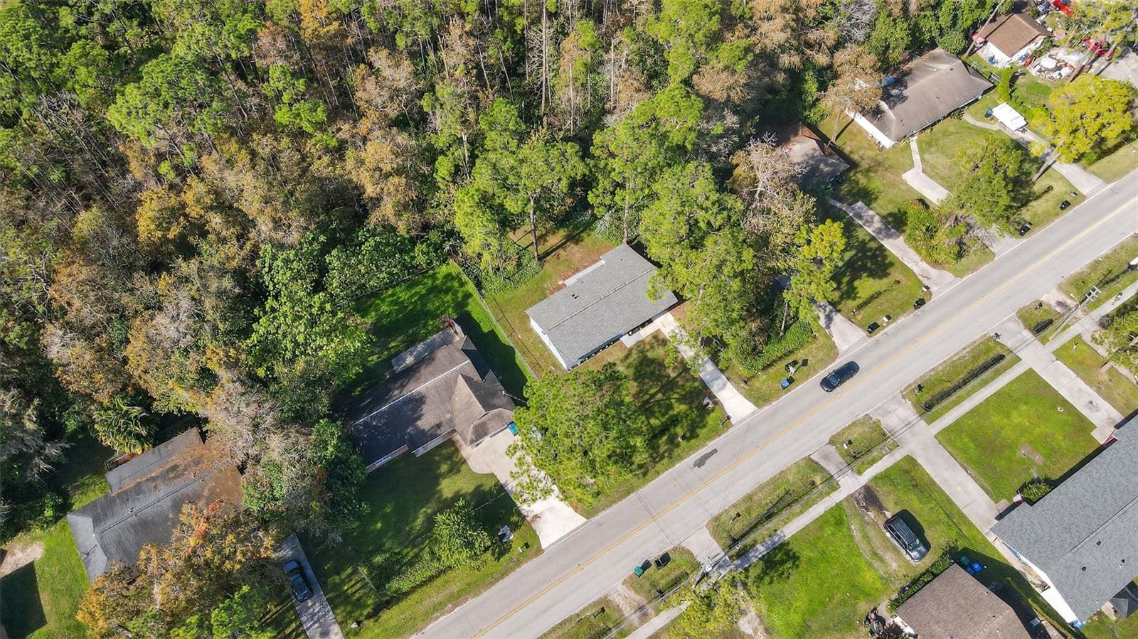 PALM LAKES ESTATES - Residential