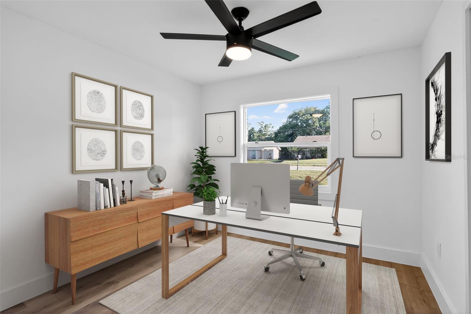 PALM LAKES ESTATES - Residential