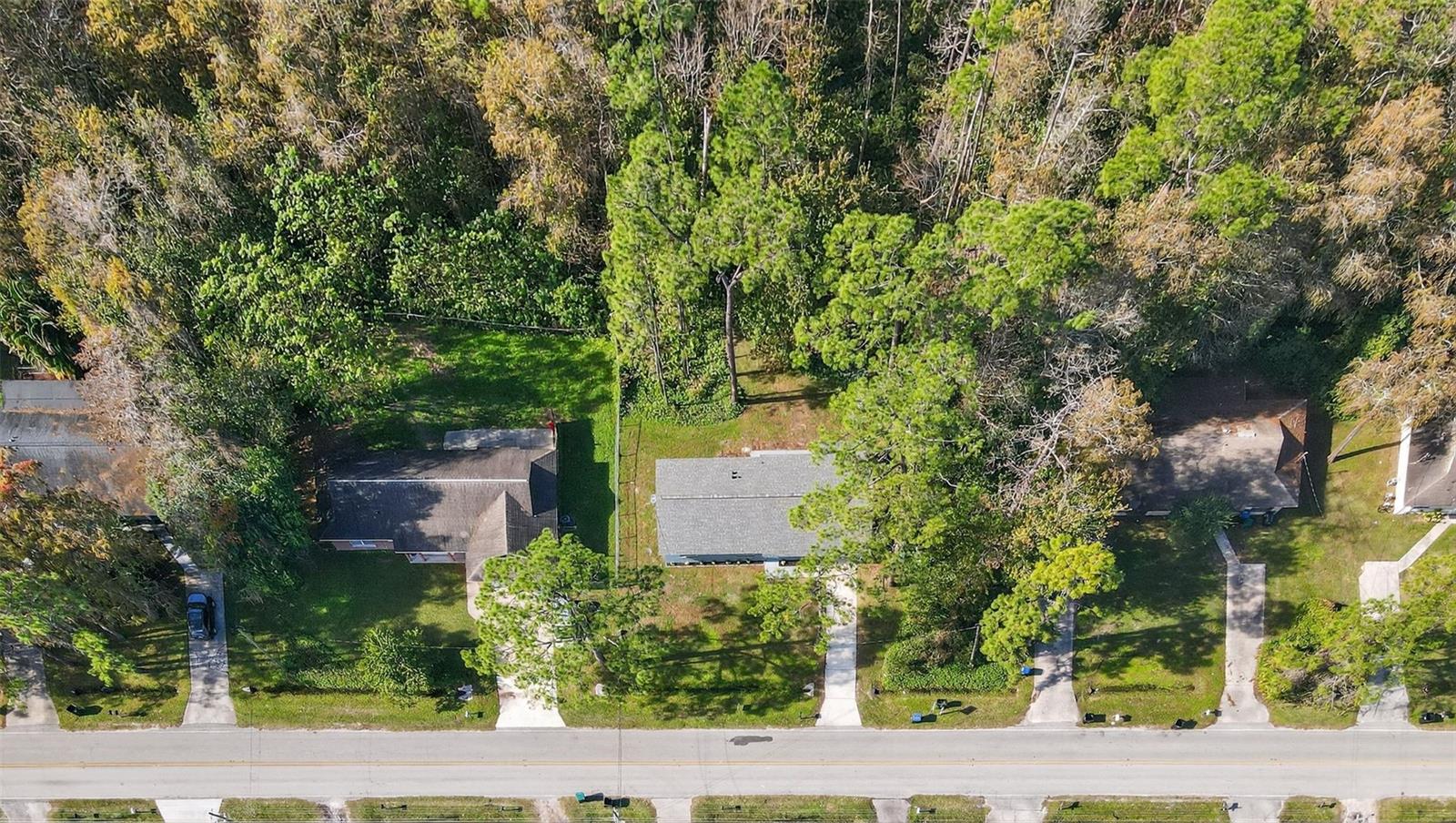 PALM LAKES ESTATES - Residential