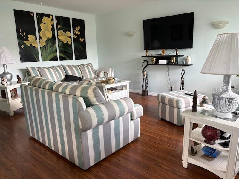 CAMBRIDGE I CONDO - Residential