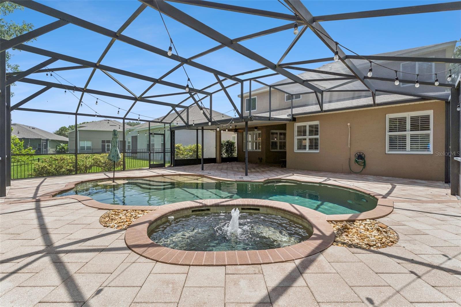 10109 MARSH PINE CIRCLE