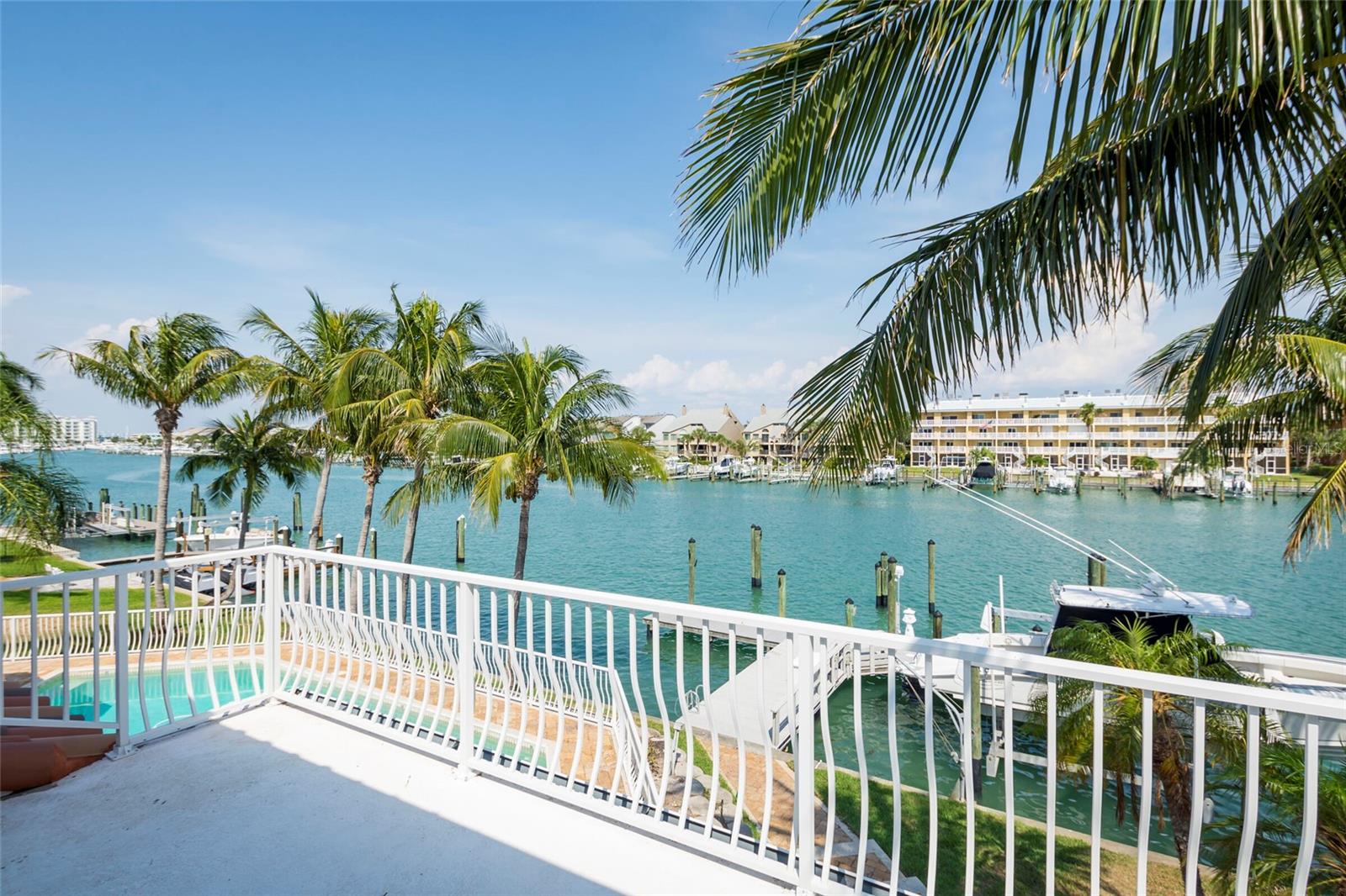 TIERRA VERDE UNIT 1 4TH REP - Residential