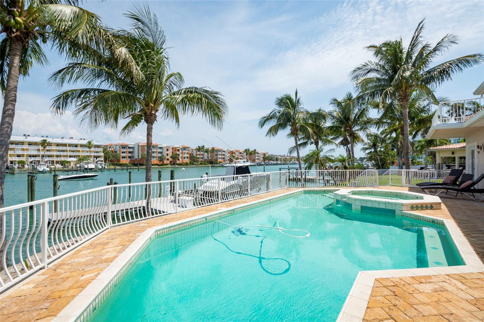 TIERRA VERDE UNIT 1 4TH REP - Residential