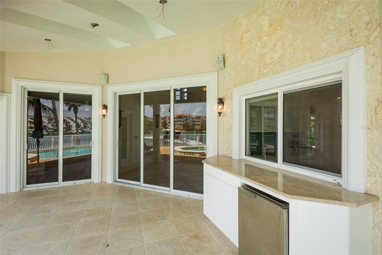 TIERRA VERDE UNIT 1 4TH REP - Residential