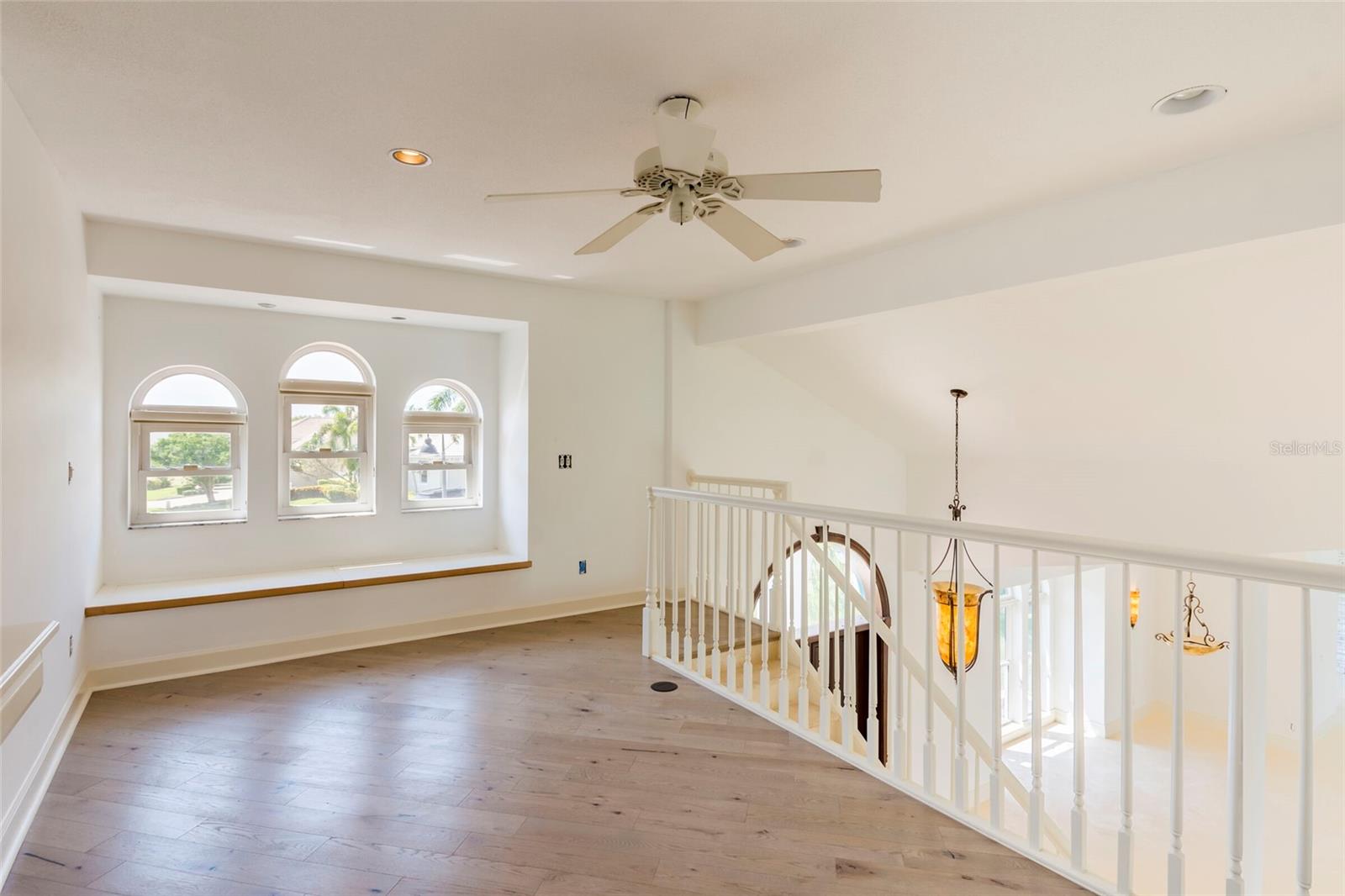 TIERRA VERDE UNIT 1 4TH REP - Residential