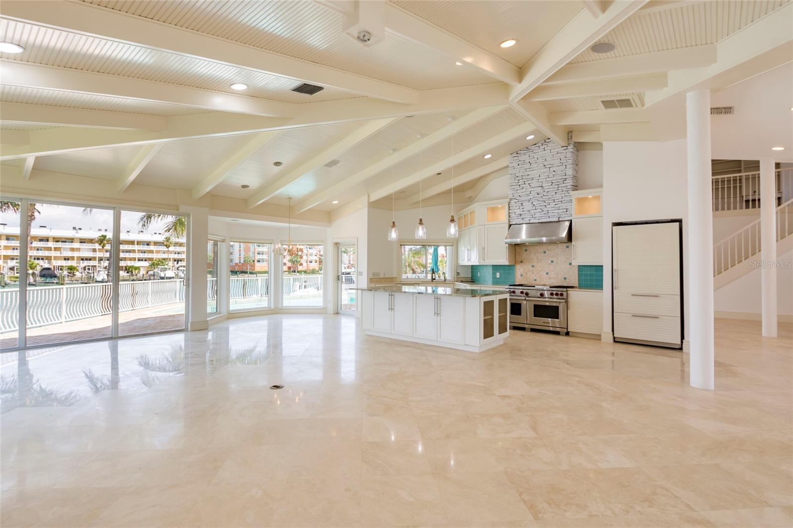 TIERRA VERDE UNIT 1 4TH REP - Residential