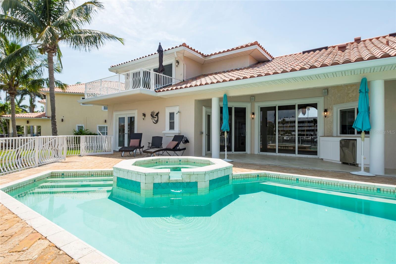 TIERRA VERDE UNIT 1 4TH REP - Residential