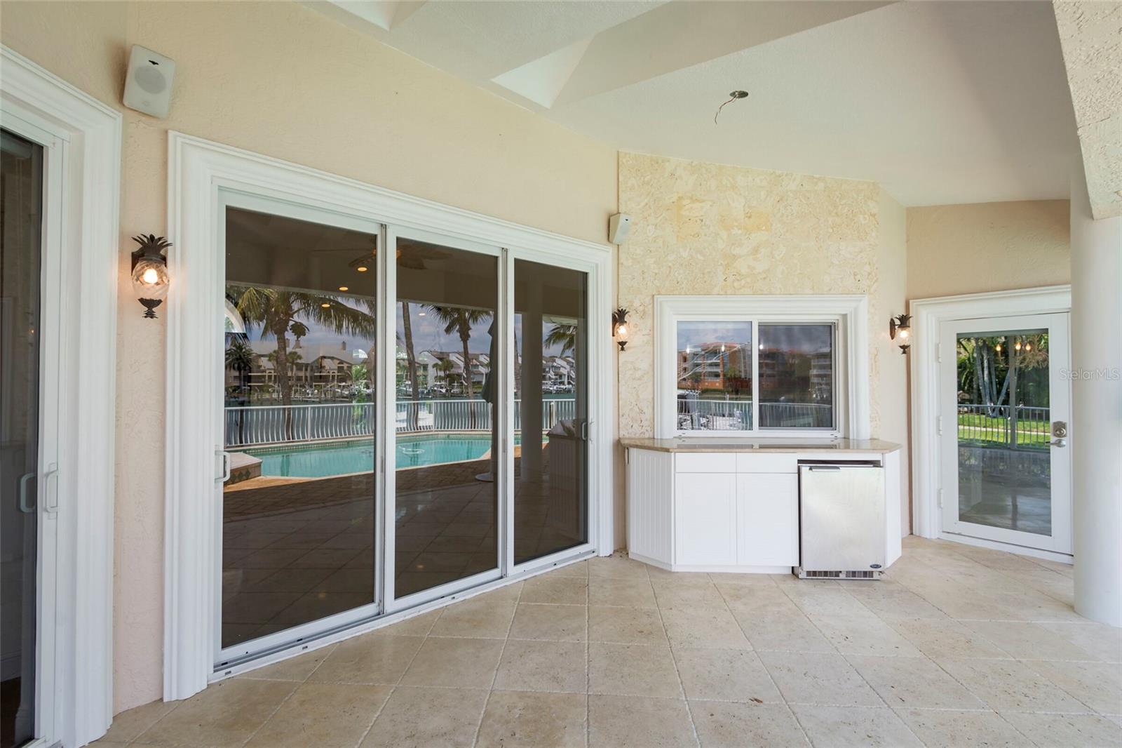 TIERRA VERDE UNIT 1 4TH REP - Residential