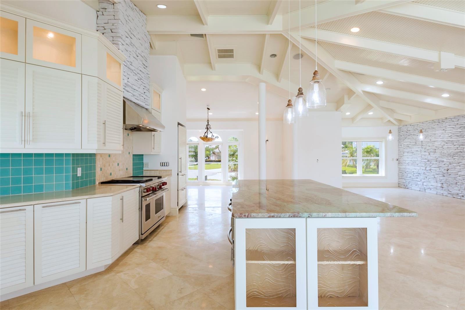 TIERRA VERDE UNIT 1 4TH REP - Residential