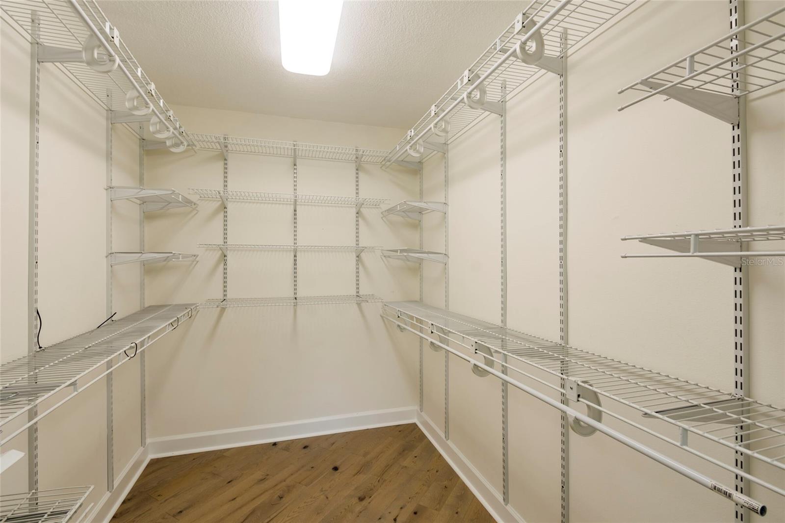 TIERRA VERDE UNIT 1 4TH REP - Residential