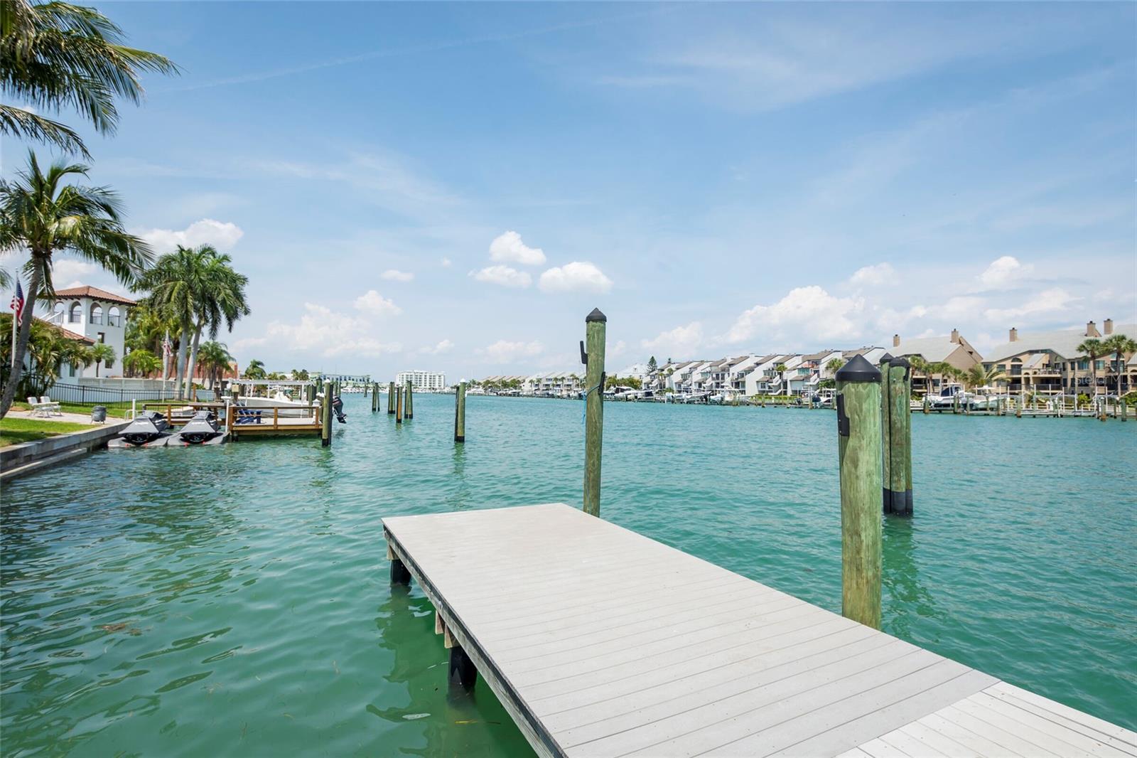 TIERRA VERDE UNIT 1 4TH REP - Residential