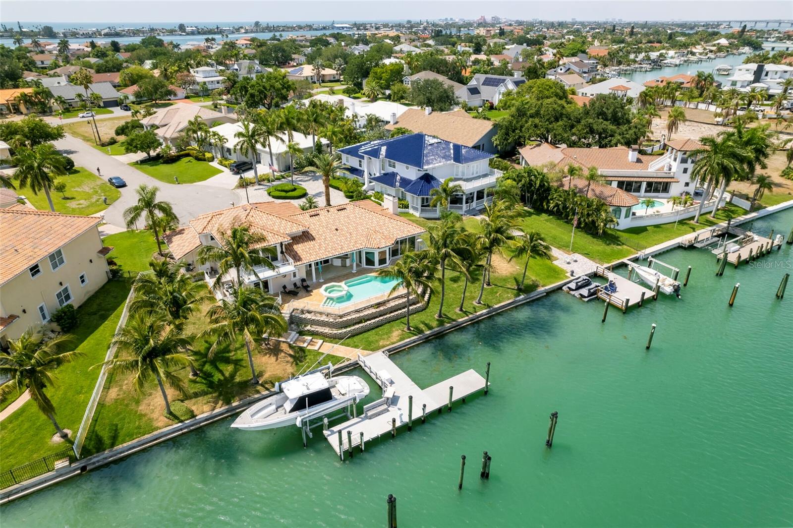 TIERRA VERDE UNIT 1 4TH REP - Residential