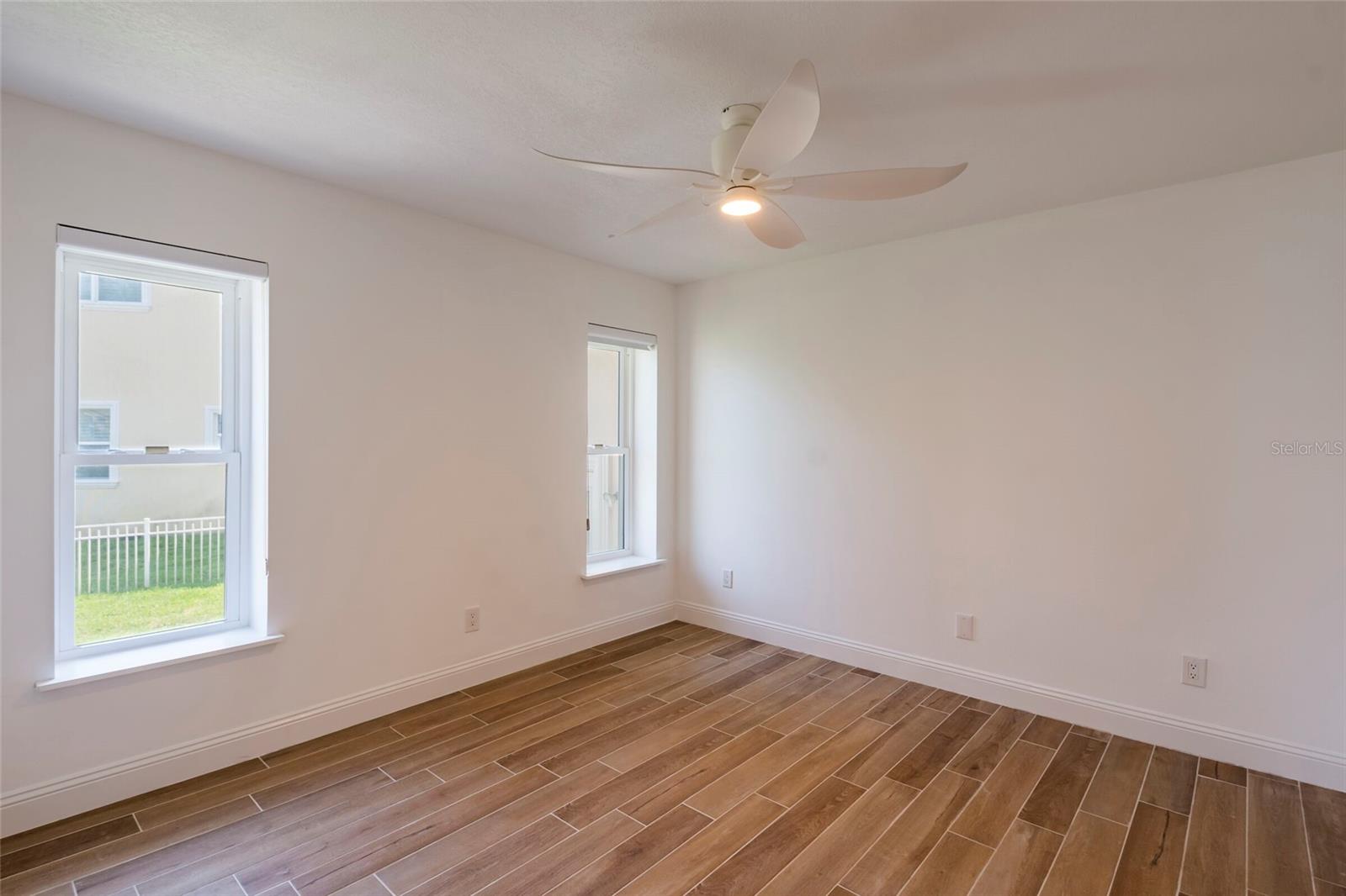 TIERRA VERDE UNIT 1 4TH REP - Residential