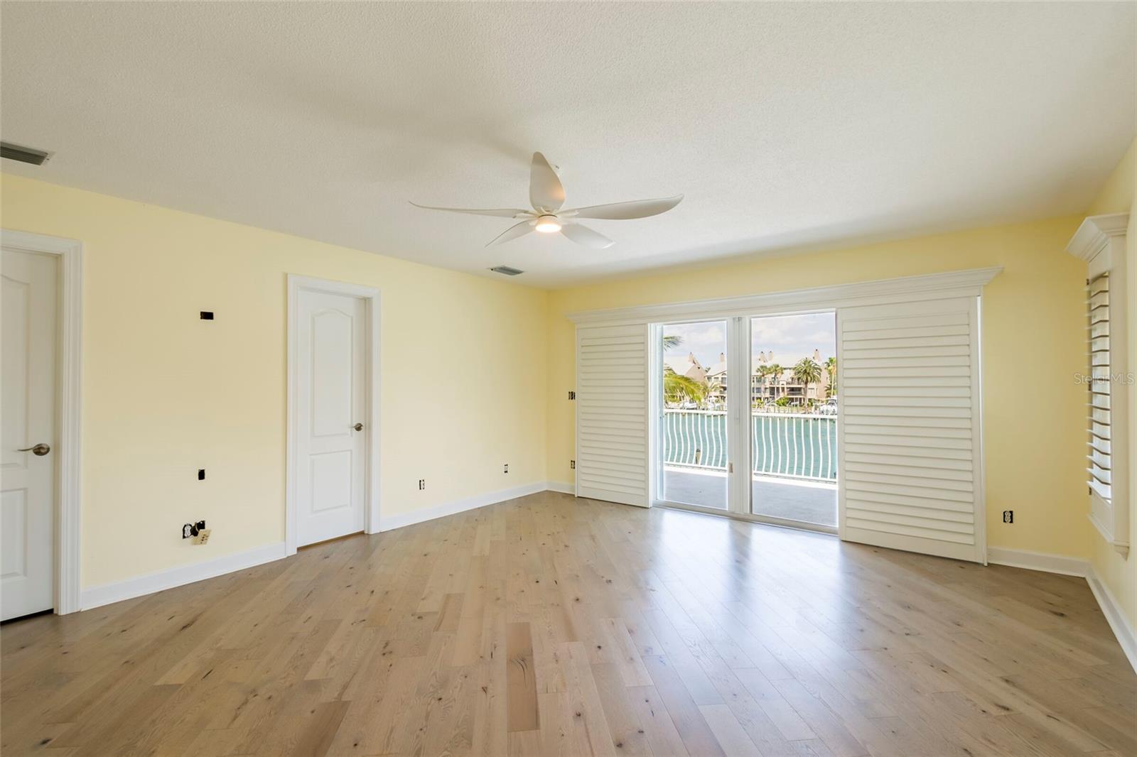 TIERRA VERDE UNIT 1 4TH REP - Residential