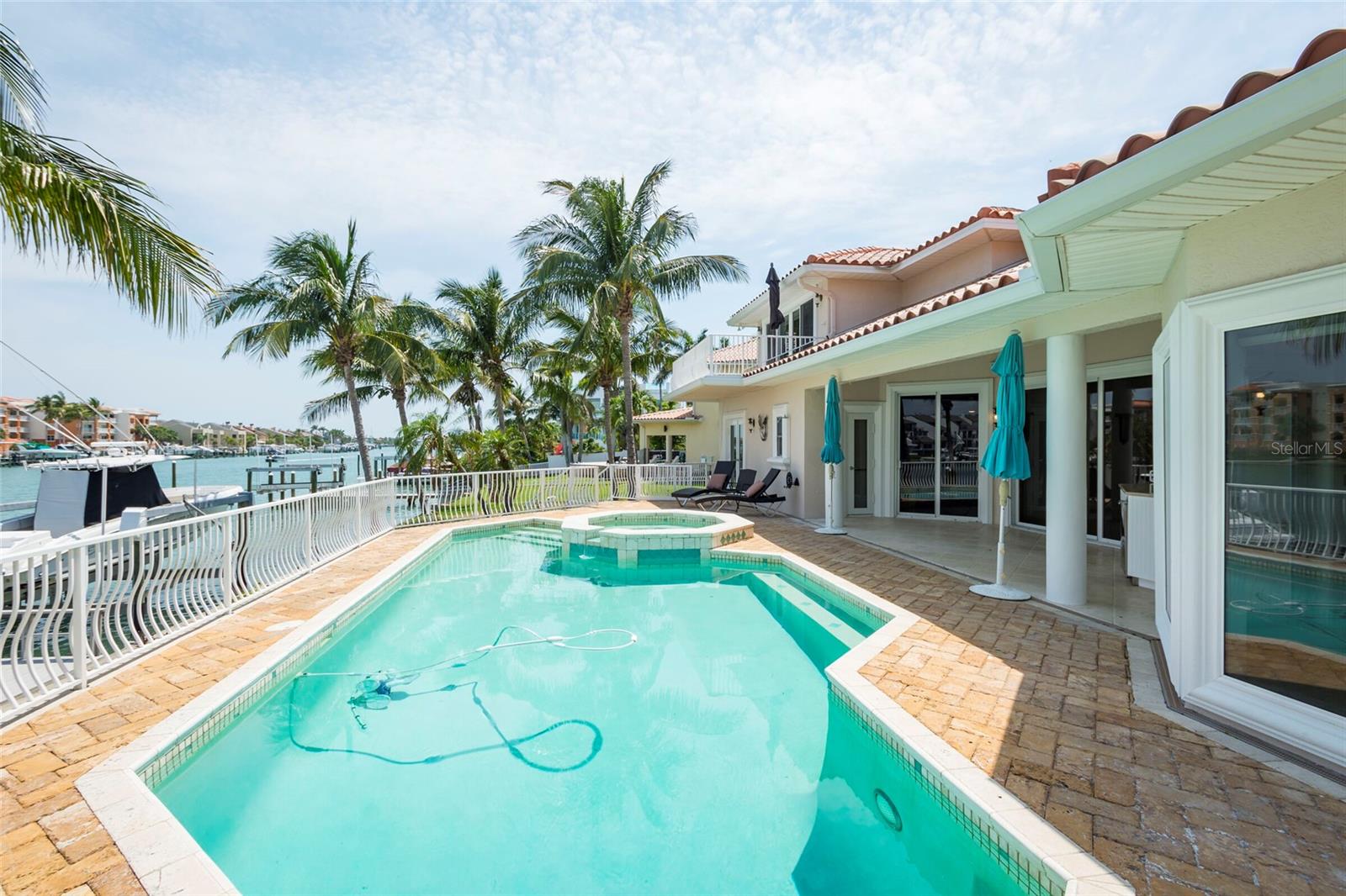 TIERRA VERDE UNIT 1 4TH REP - Residential