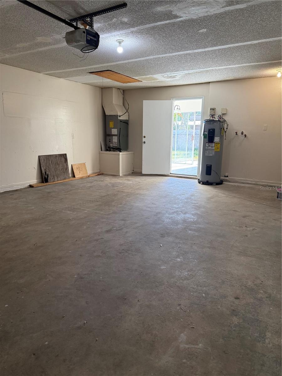 SUMMERSET - Residential