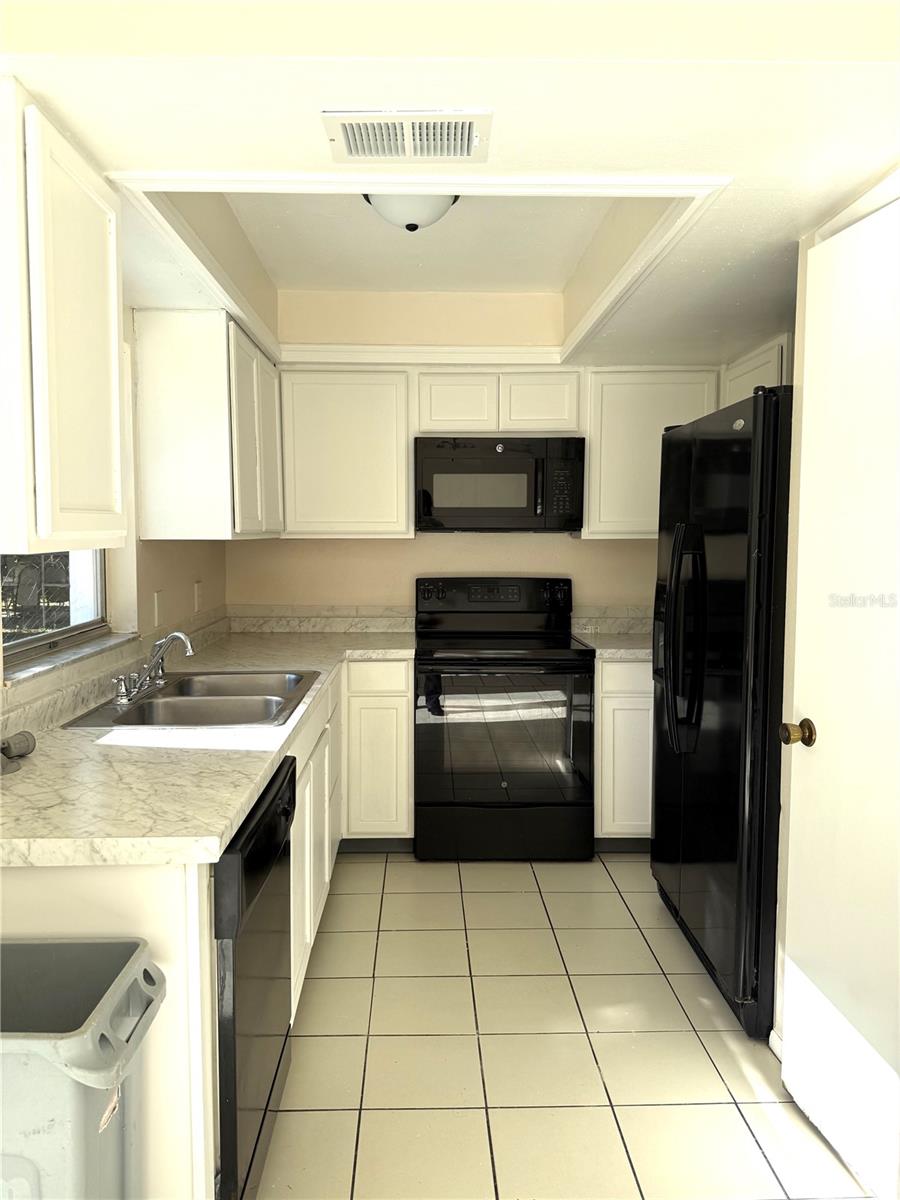 SUMMERSET - Residential