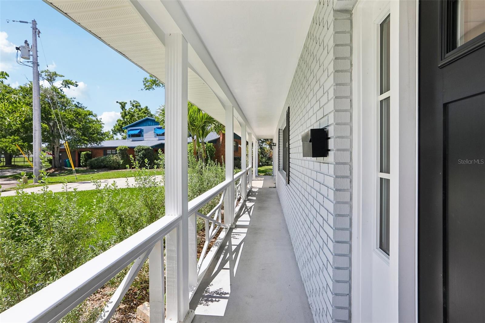 6827 TEQUESTA DRIVE