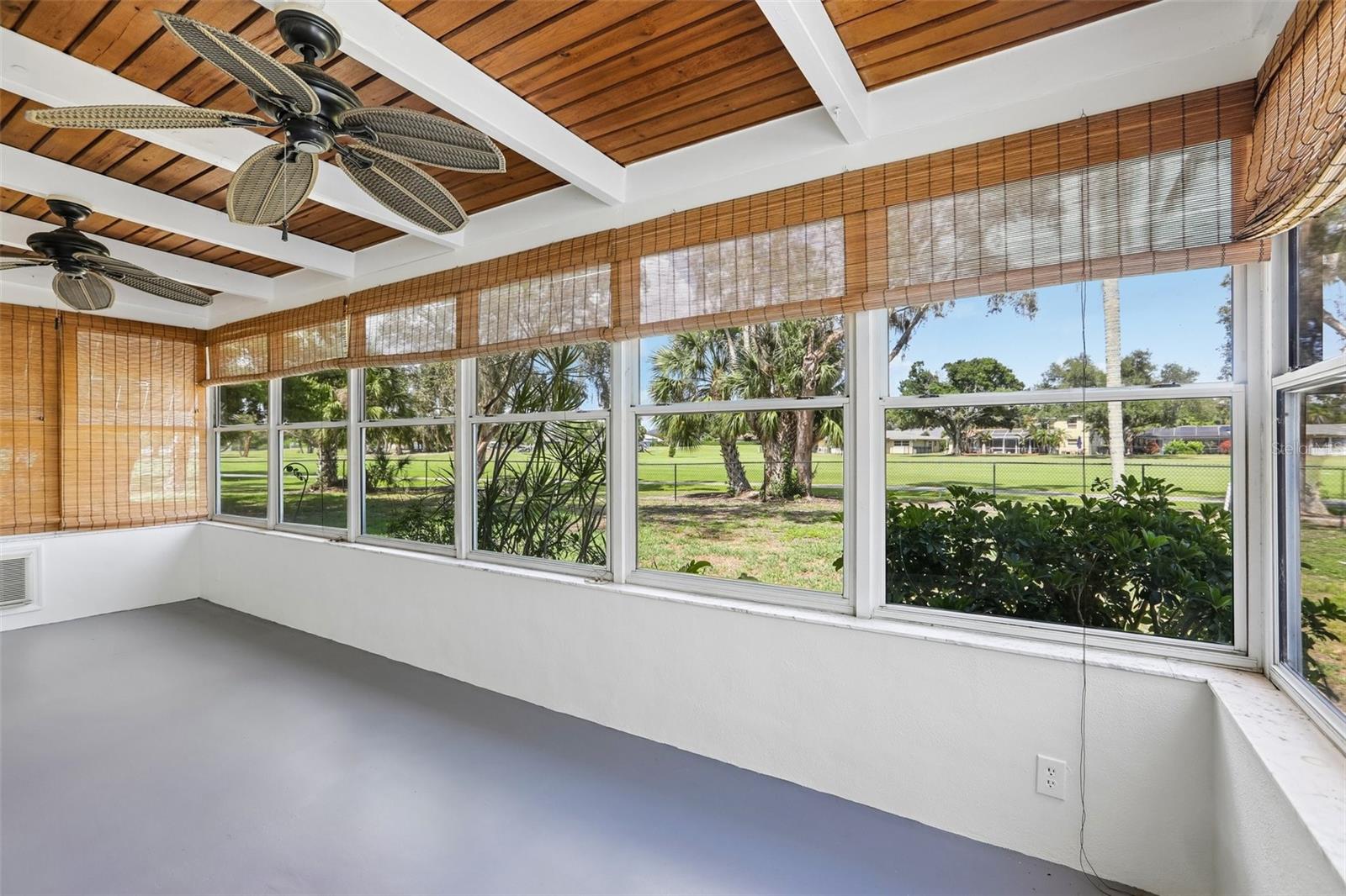 SEMINOLE LAKE GOLF & - Residential
