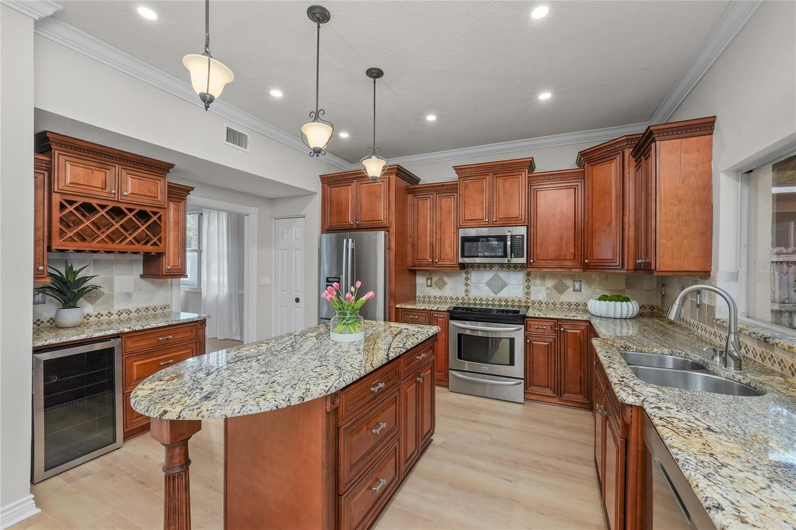 WINDSOR PARK AT THE EAGLES - Residential