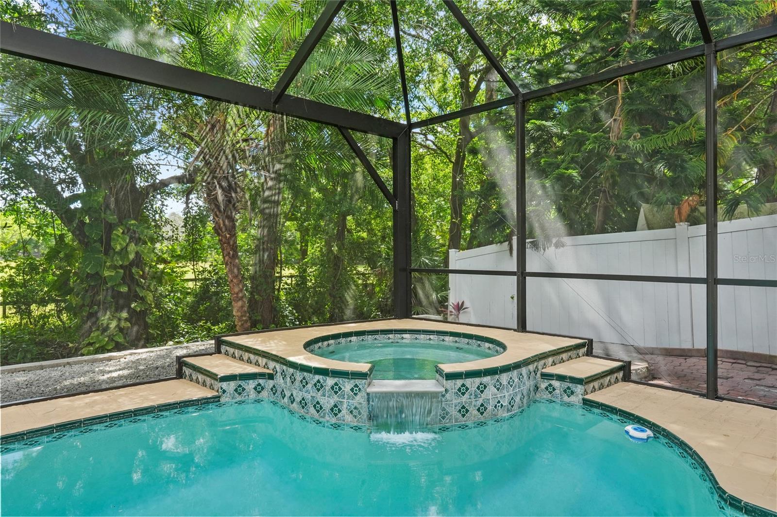 WINDSOR PARK AT THE EAGLES - Residential