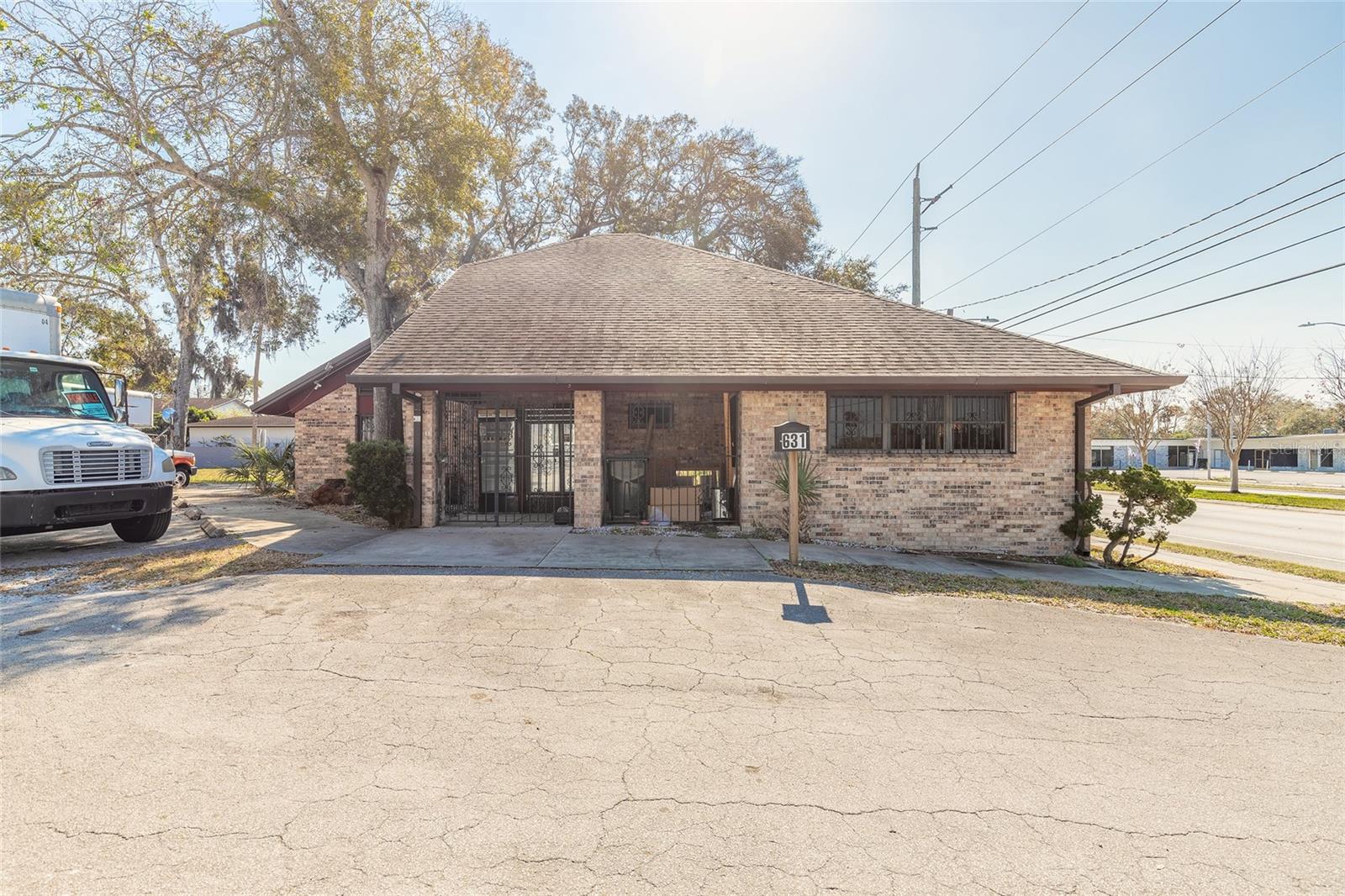 This is a fantastic opportunity to own a versatile commercial building in the heart of Daytona Beach. Zoned for Business Retail (BR-1), this property allows for a variety of retail and service businesses, as well as limited commercial, institutional, and multifamily residential development. Originally designed with five offices, a kitchen area, and two bathrooms, the building can be customized to suit your specific needs. Its central location in a high-traffic area makes it ideal for a business center, medical or dental office, or professional services. The B-1 zoning also permits uses such as a jewelry store or convenience store, providing multiple possibilities for investors or business owners. Additionally, the adjacent lot at 629 N Ridgewood is available for purchase at $150,000, with the seller preferring to sell both properties as a package. This combined space, totaling over an acre, offers an excellent opportunity for business expansion or additional parking.
With high visibility and multiple potential uses, this property is a prime investment opportunity.