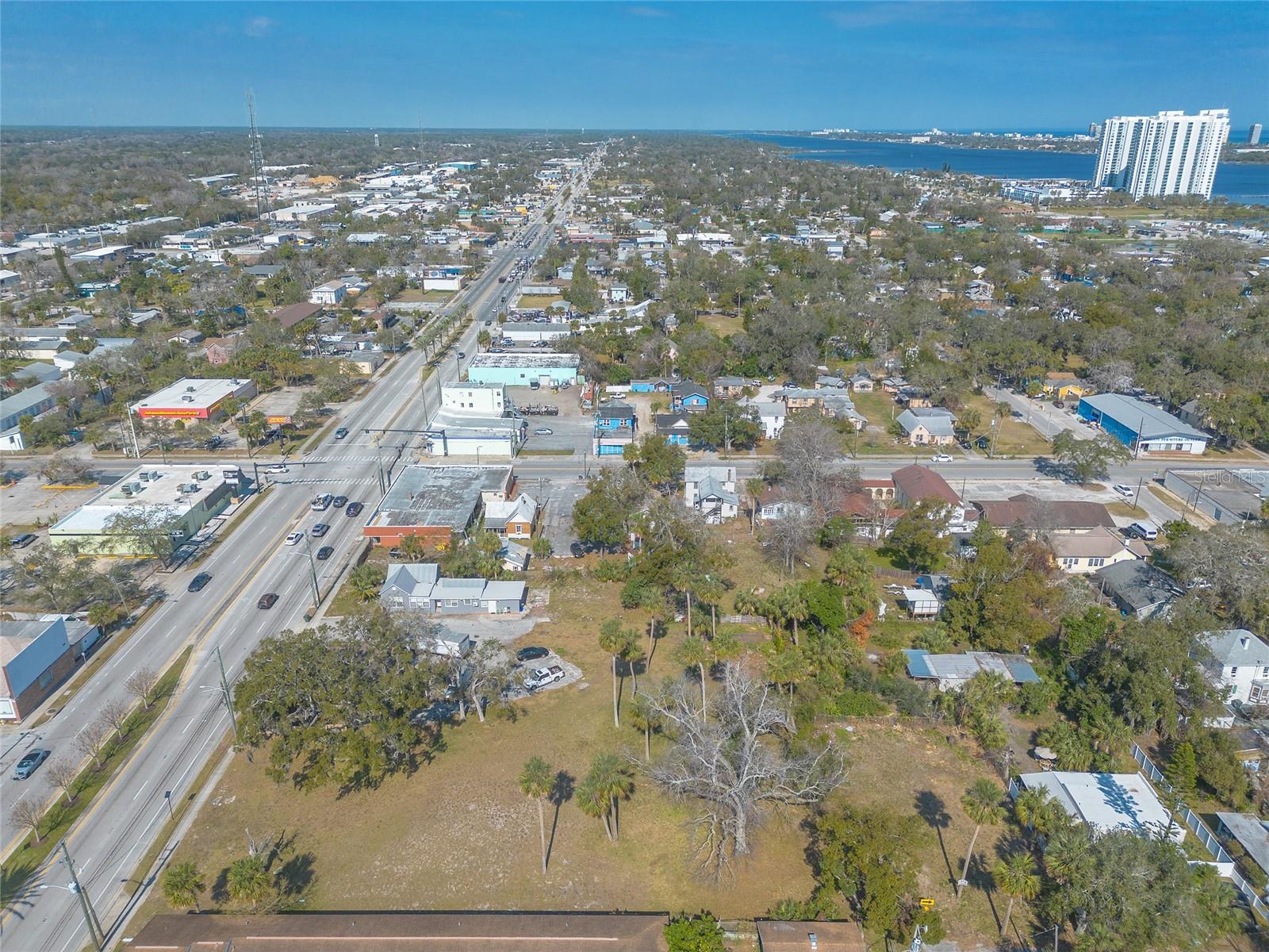 KINGSTON - Commercial Sale