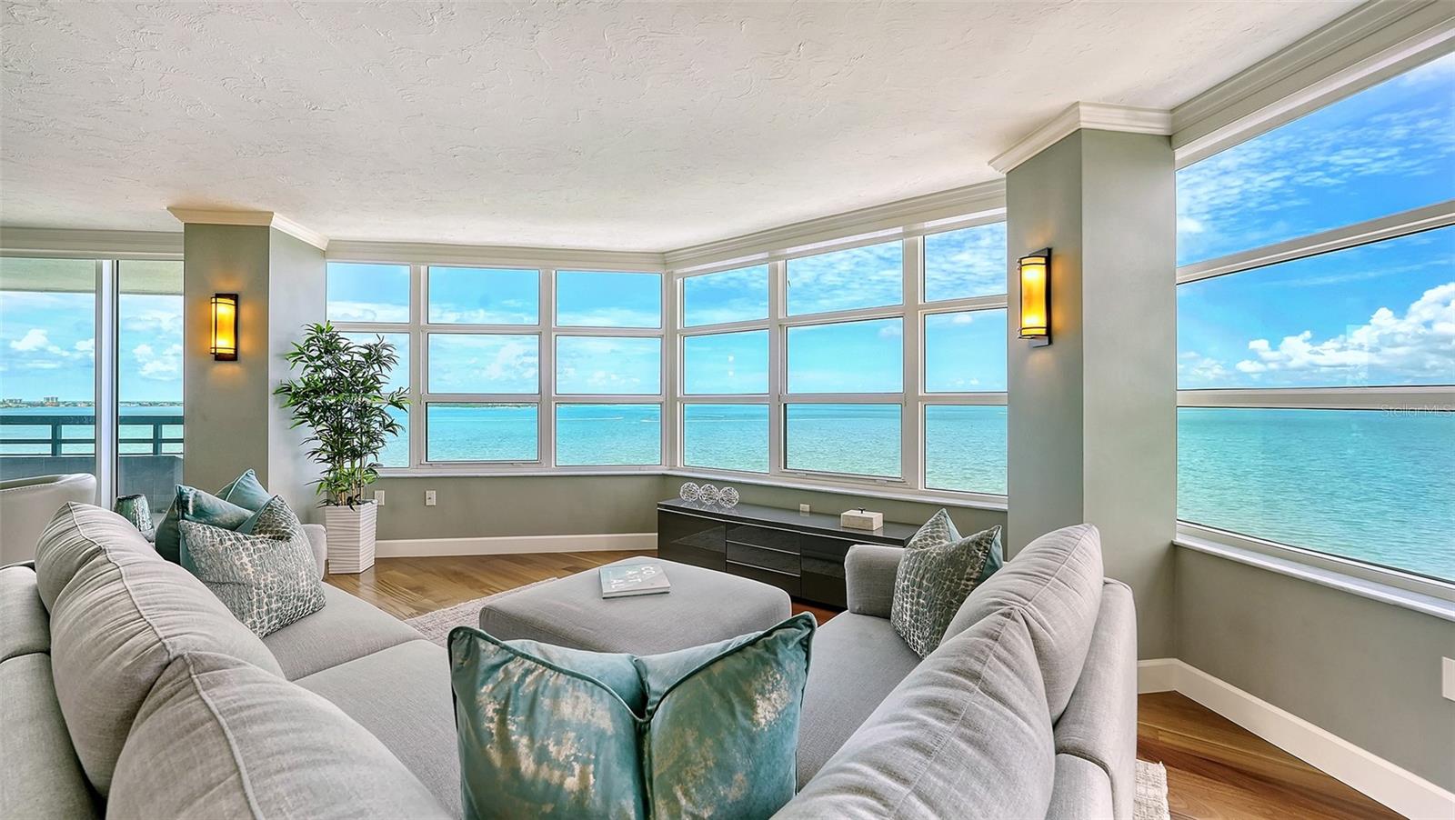 CONDO ON THE BAY TOWER II - Residential